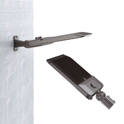 Éclairage de rue LED intelligent intégré pour un éclairage intelligent et durable